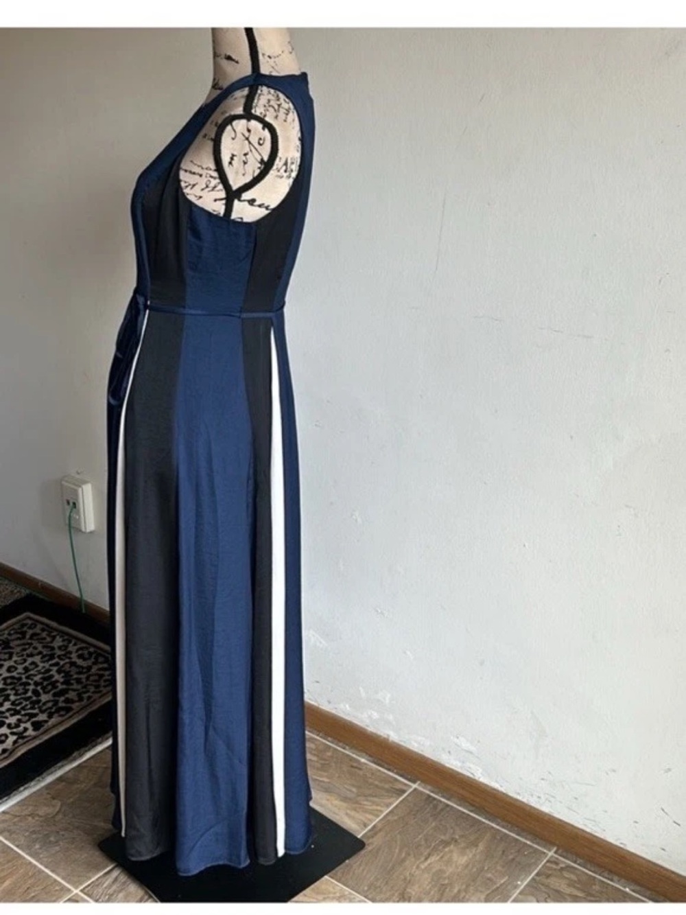 Banana Republic Sleevelss Color Block Maxi Length Dress Size 4P NWT - Picture 6 of 9